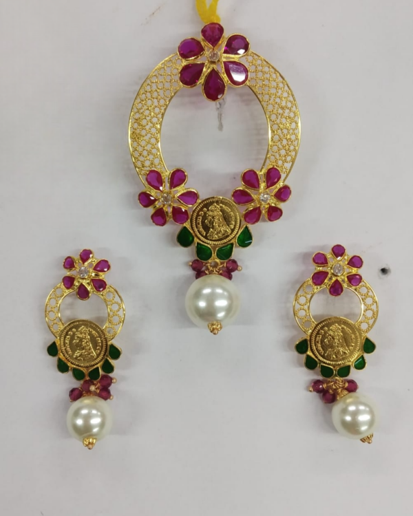 Pendant
